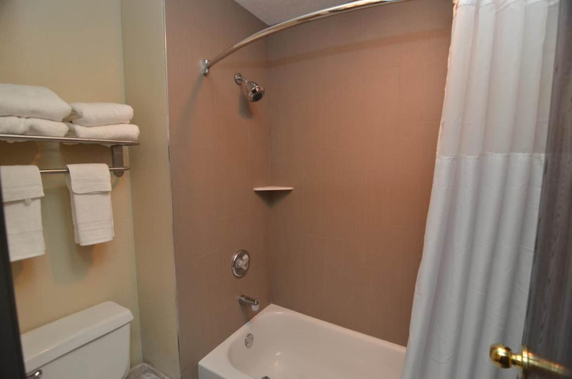Super 8 By Wyndham Hotel 2*